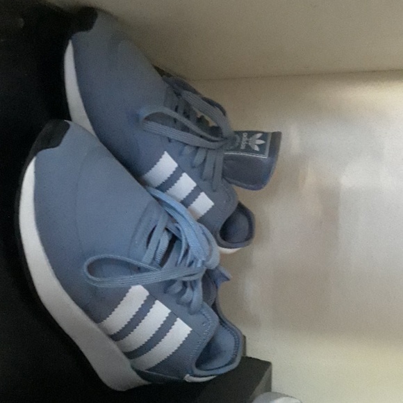 Snekers adidas - Picture 1 of 1